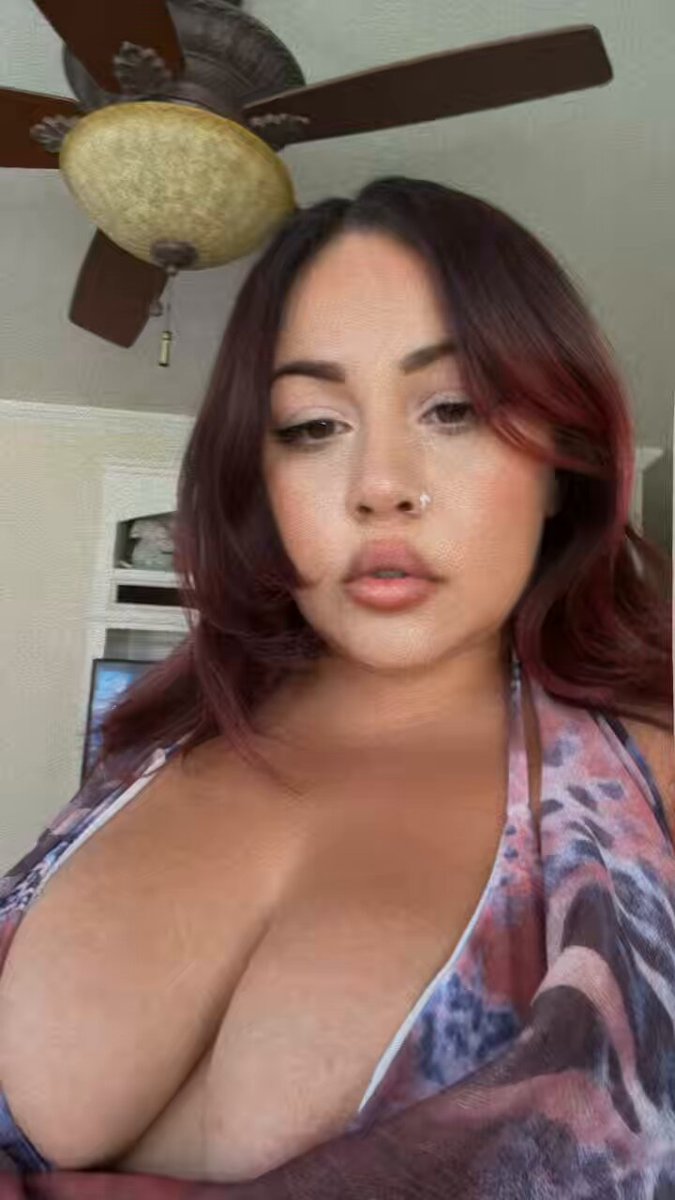 Hi new followers ☺️ since you loved my last video so much! Here is another one, enjoy 😘 #contentcreator #girlnextdoor #latinas