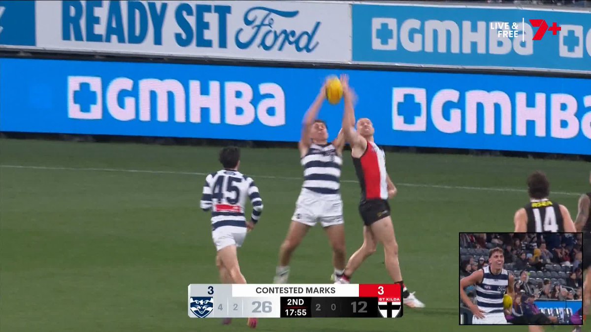 "That is one of the best defenders in the competition. He's ragdolled him!" How about the 1 v 1 win by debutant Jay Polkinghorne against Callum Wilkie 😮 #AFLCatsSaints