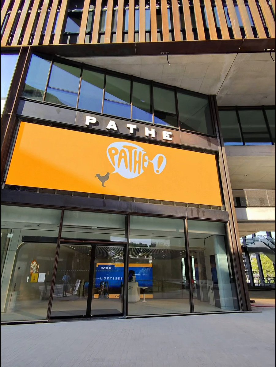 Bienvenue au Pathé Île Seguin ! Suivez le parcours, poussez les portes… et découvrez le cinéma comme si vous y étiez. On s'y voit quand ? 👀