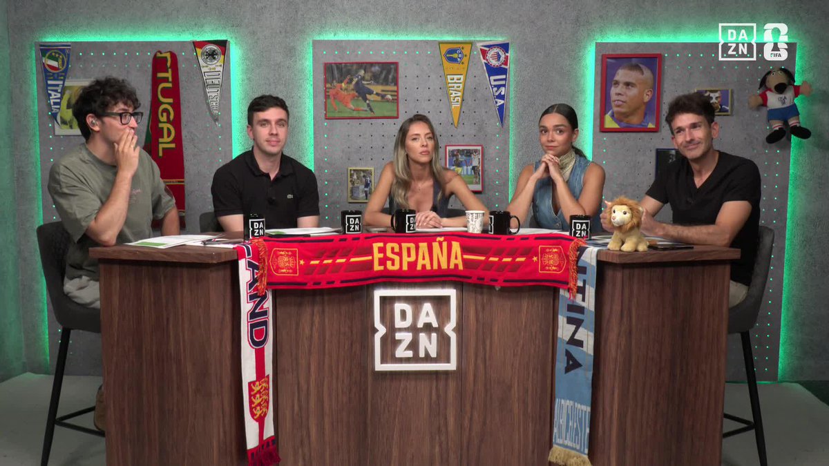 💥 ¡SALTARON CHISPAS! 😤 Vimos a un Bellingham muy caliente en las semifinales frente a Argentina 🇽🇪 #DAZNMundial #LADAZONETA