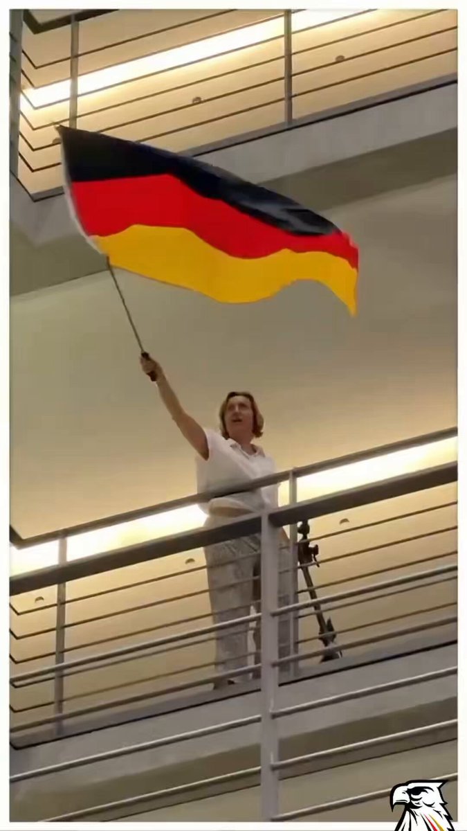 🇩🇪 GERMAN FLAG BANNED IN THE GERMAN BUNDESTAG‼️ AfD MP Beatrix von Storch got a letter of reprimand for waiving the German flag from the balcony of the German parliament. This was described as a “VlOLATION AGAINST THE HOUSE RULES”. Instead of cowering before the tyrants, Mrs von Storch doubles down and carries a German flag through the parliament! ➡️ Watch until the end to read the translated and original letter of reprimand! We Deutschland Kurier support the PARTY OF PATRIOTS AfD.
