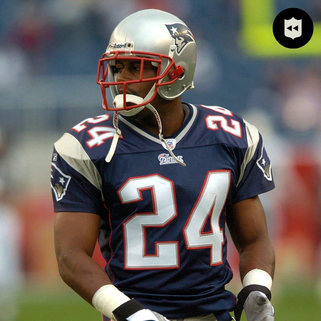 Who else misses watching Ty Law play football? Elite. 🔒