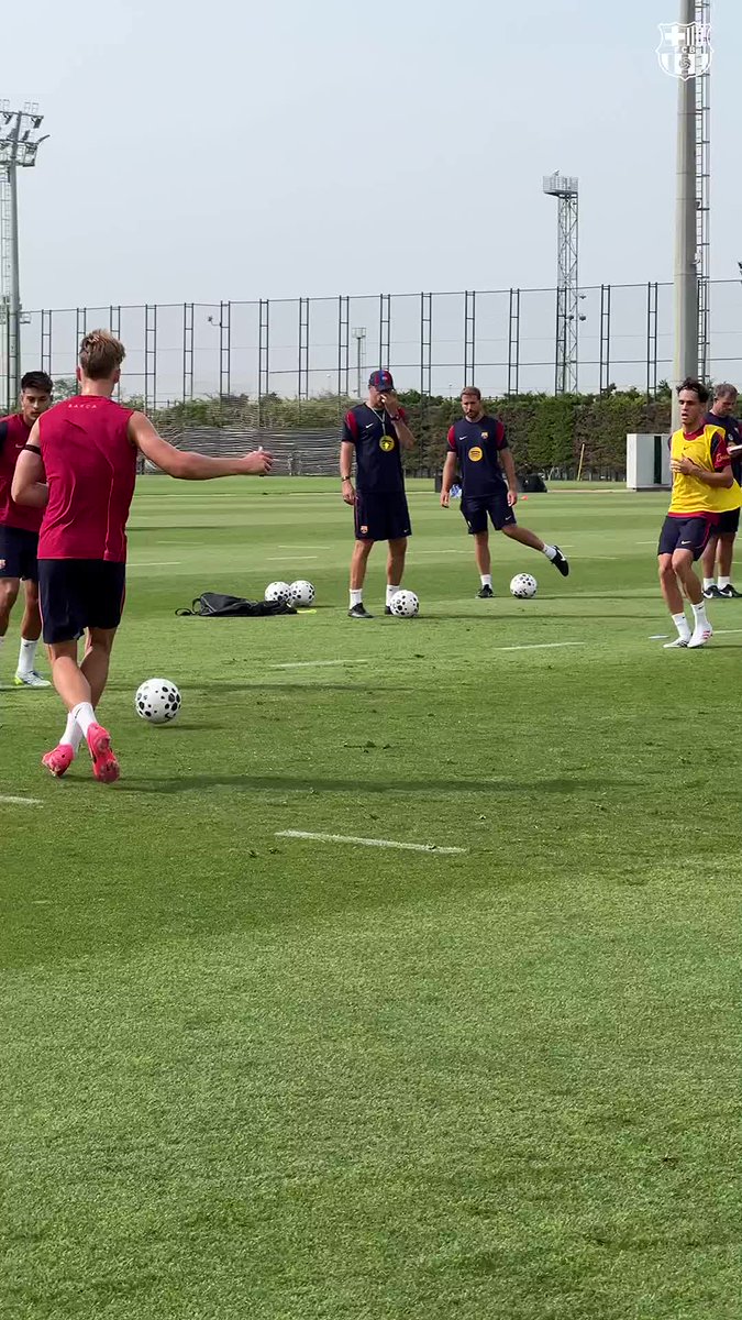 How many passes can you count? 🤔