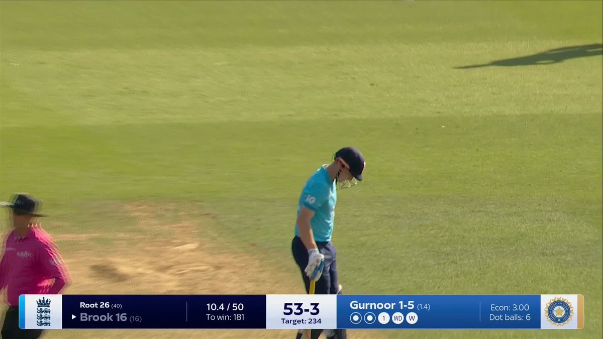 "India are well and truly in the game now!" 🇮🇳