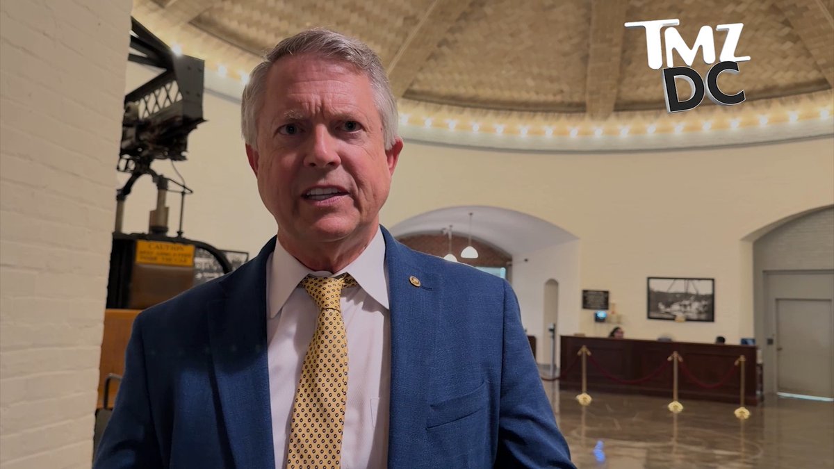 😳 Senator Roger Marshall says it's insulting that Jacob Wasserman would ask whether Mitch McConnell's "proof of life" photo is real, then walks off during the interview.