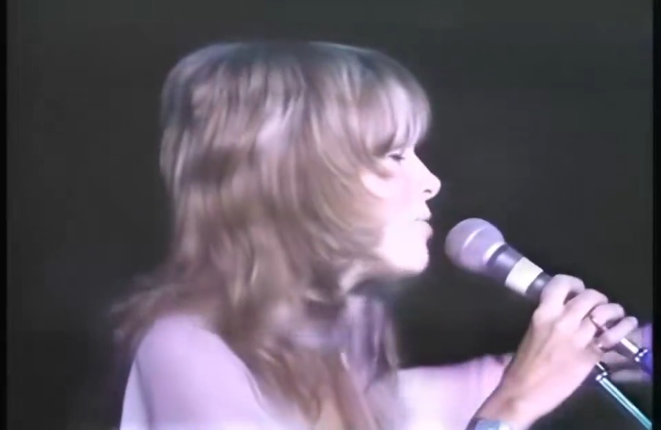 Live 1975 You were blessed if you ever got to see them live 😃