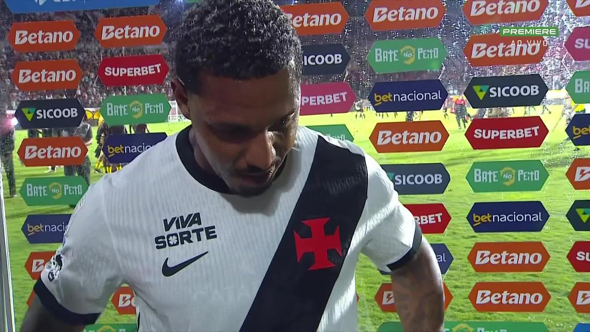 David fala sobre a derrota do Vasco sob o comando de Pedro Emanuel, mas pondera: "Ainda estamos pegando a ideia do professor". #ge2026 #futebol #vasco #vitoria