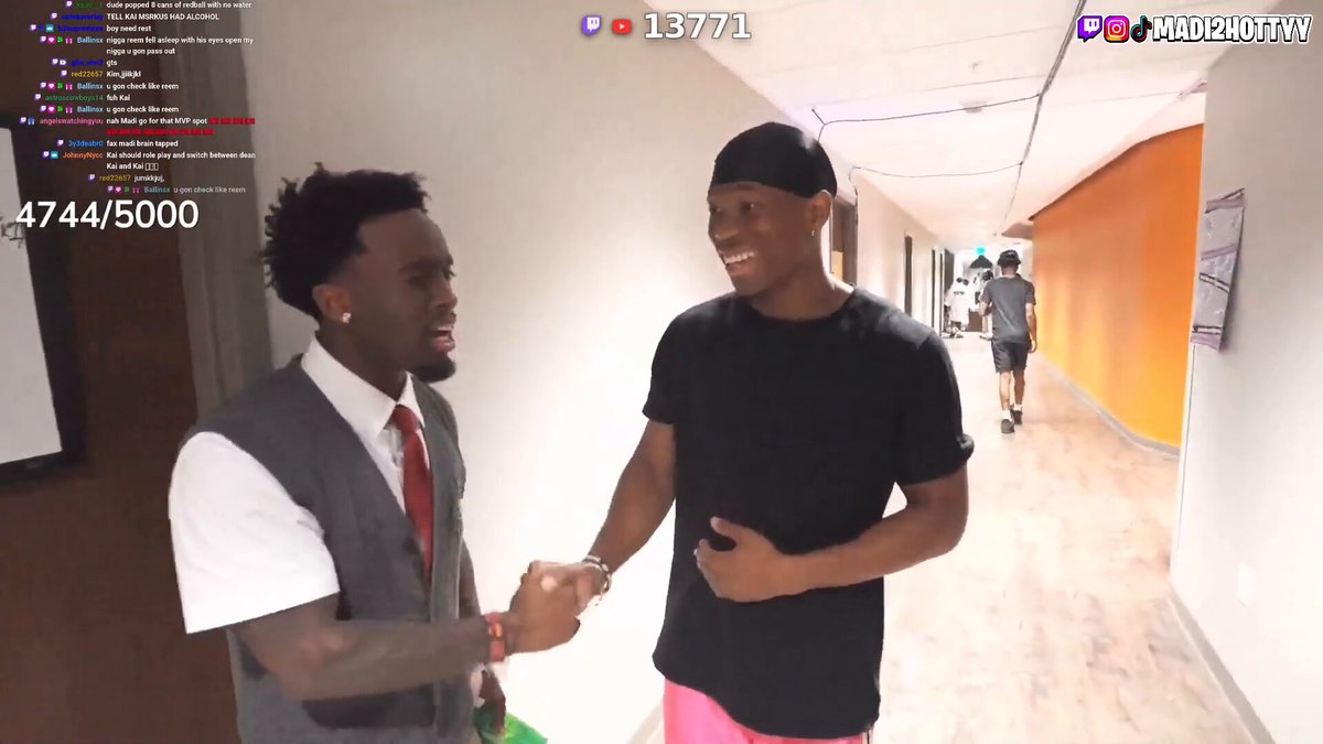Madi2hotty asked Kai Cenat if Rakai will be one of the returning alumni this Streamer University and Kai made it clear he’s not 😭💔 “Tell Glitch he a b*tch”