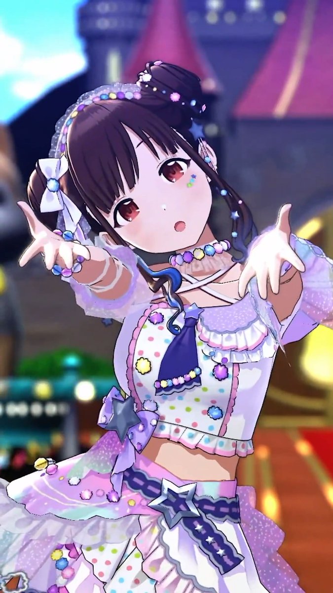 【ピックアップガシャガシャ復刻開催中!】 限定★3【お星さまを頬張って】園田 智代子 さんの 『アナザー衣装』をご紹介♪ 『アナザー衣装』はピースを集め★5に特訓することで解放でき、★5に特訓したアイドルの衣装は全てのアイドルで着用可能になりますよ~✨