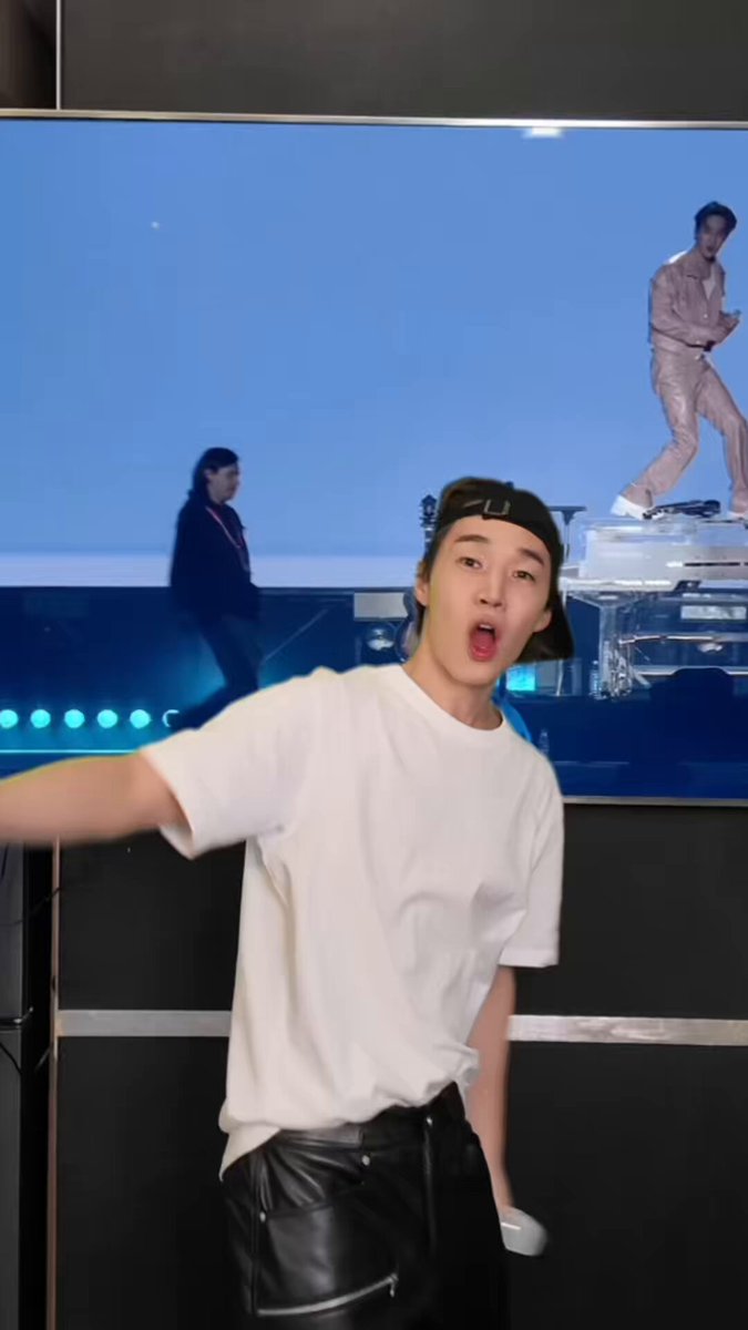 MOONLIGHT is out now. Get practicing! ➡️ #EnjoyTheShowTour #HenryLau