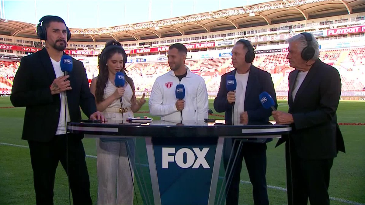 🚨 AGORA! José Hanan, diretor do Necaxa, revelou que o zagueiro Naves, do Palmeiras, reforçará o time mexicano nesta temporada. 🎥 FOX