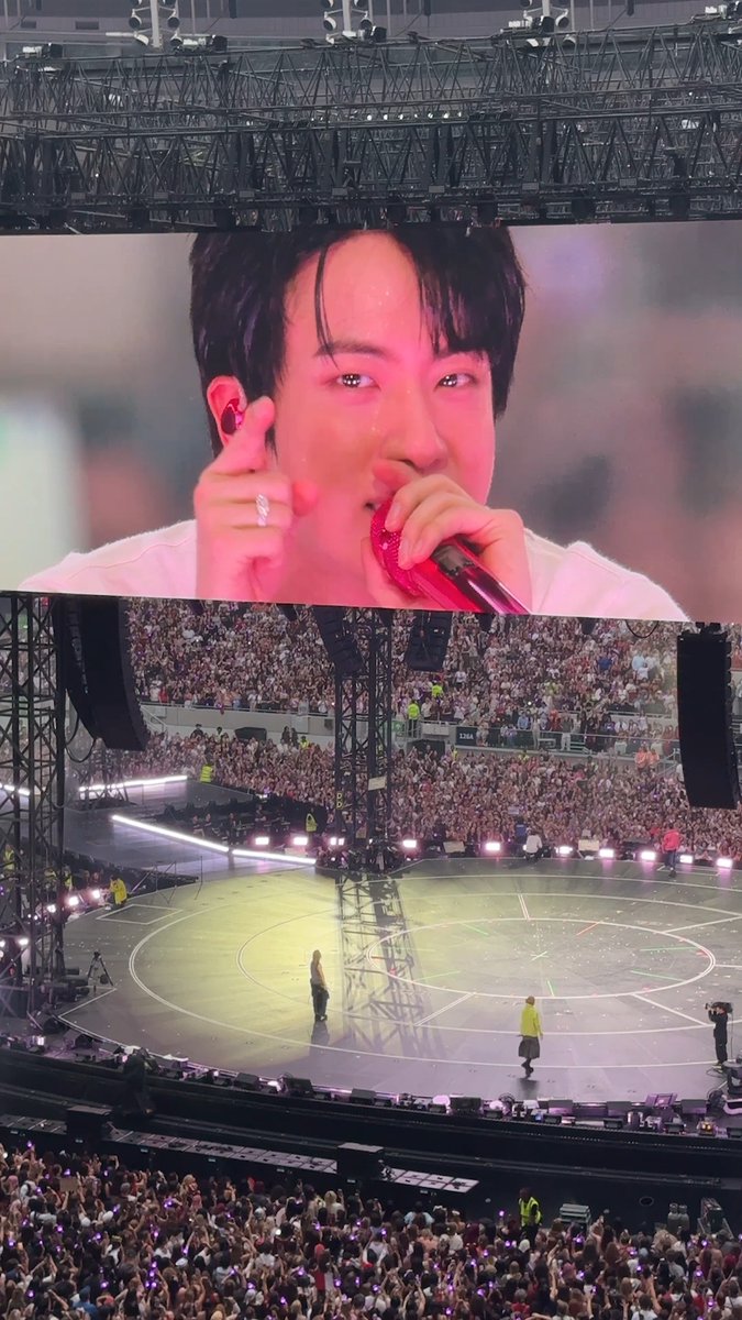 BTS ARIRANG WORLD TOUR IN LONDON #방탄소년단 #BTS #BTS_WORLDTOUR #BTS_WORLDTOUR_LONDON