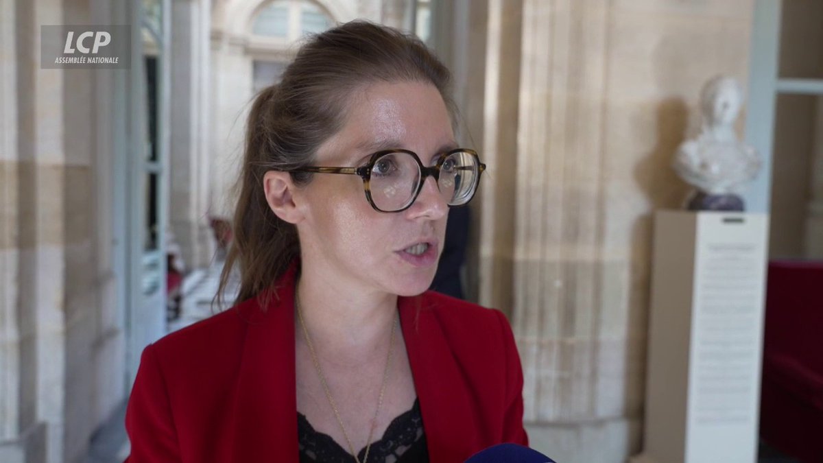 "Nous proposons qu'il puisse y avoir une réclusion à perpétuité pour les personnes qui ont violé des enfants", explique Aurore Bergé, indiquant que le gouvernement a demandé une seconde délibération sur l'article du projet de loi qui contenait cette mesure et a été rejeté.