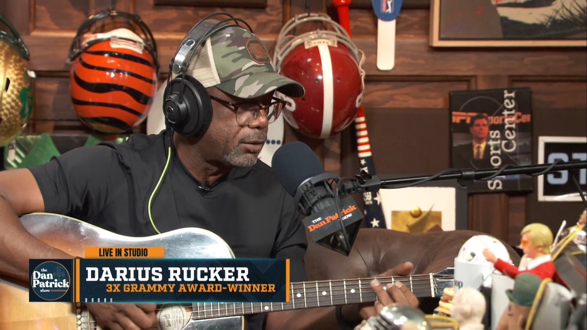 .Darius Rucker performs his new single, "I Believe."