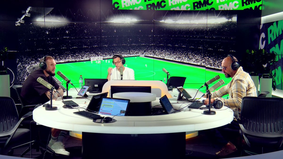 Pour Maxime Chanot, ça va être un très gros test pour Zidane de diriger l'équipe de France. "Est-ce un très bon tacticien ? Je n'en suis pas sûr. J'ai le sentiment qu'il a bénéficié du travail qui a été fait en amont par Ancelotti au Real Madrid. Deschamps lui laisse un héritage qui tient la route... Je suis très excité mais pour l'instant, je reste perplexe."