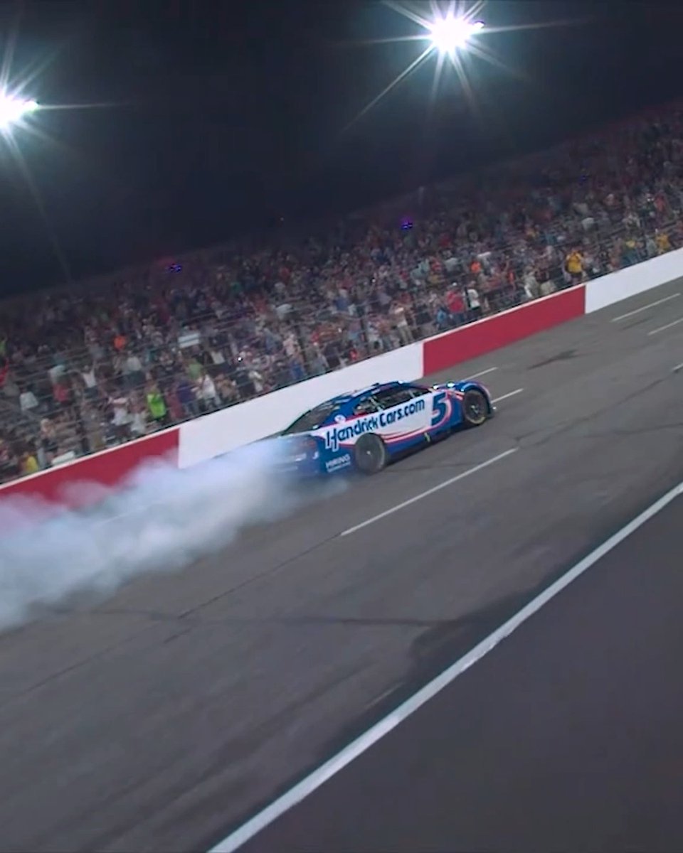 The burnout game from Kyle Larson is second to none. ๐ฎโ๐จ
