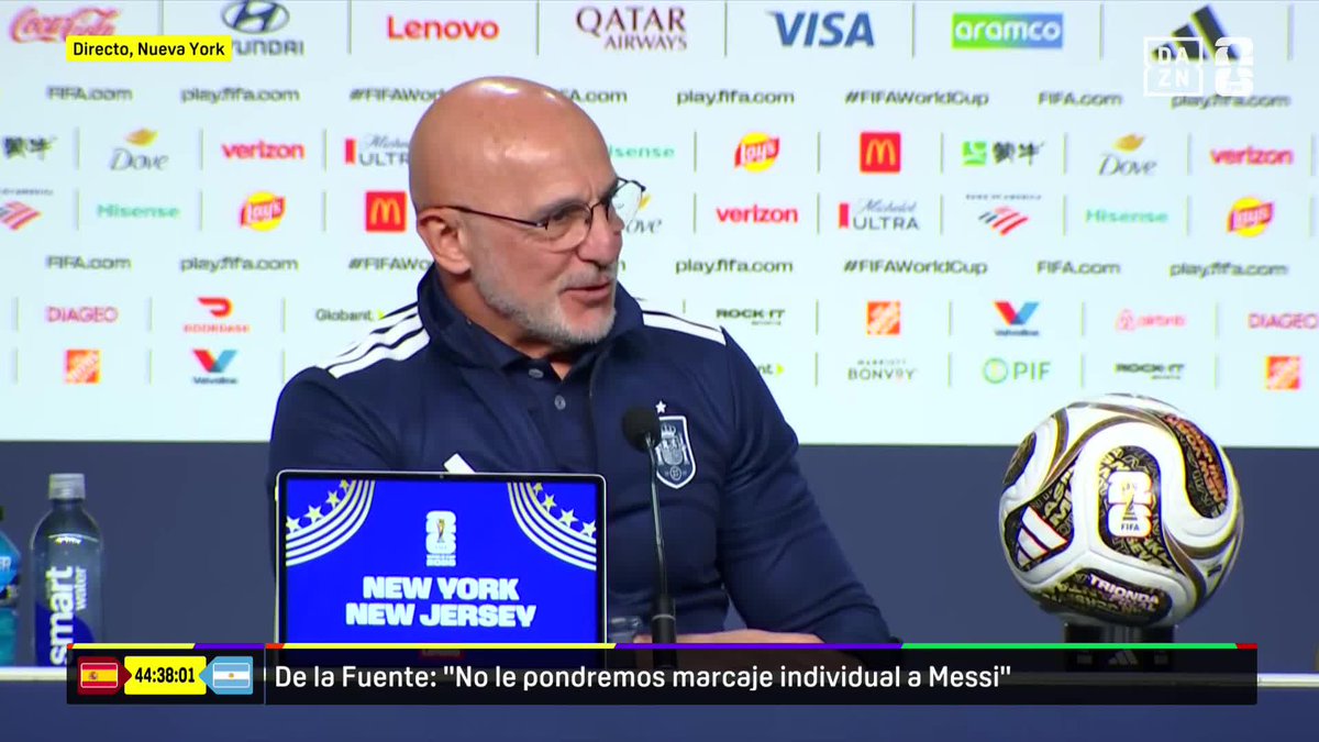 "Me encanta la historia de Roma. Estaría todo el día poniendo ejemplos y enseñanzas de la época" 🗣️ Luis de la Fuente es histórico 🏛️🇪🇸 #DAZNMundial #FIFAWorldCup