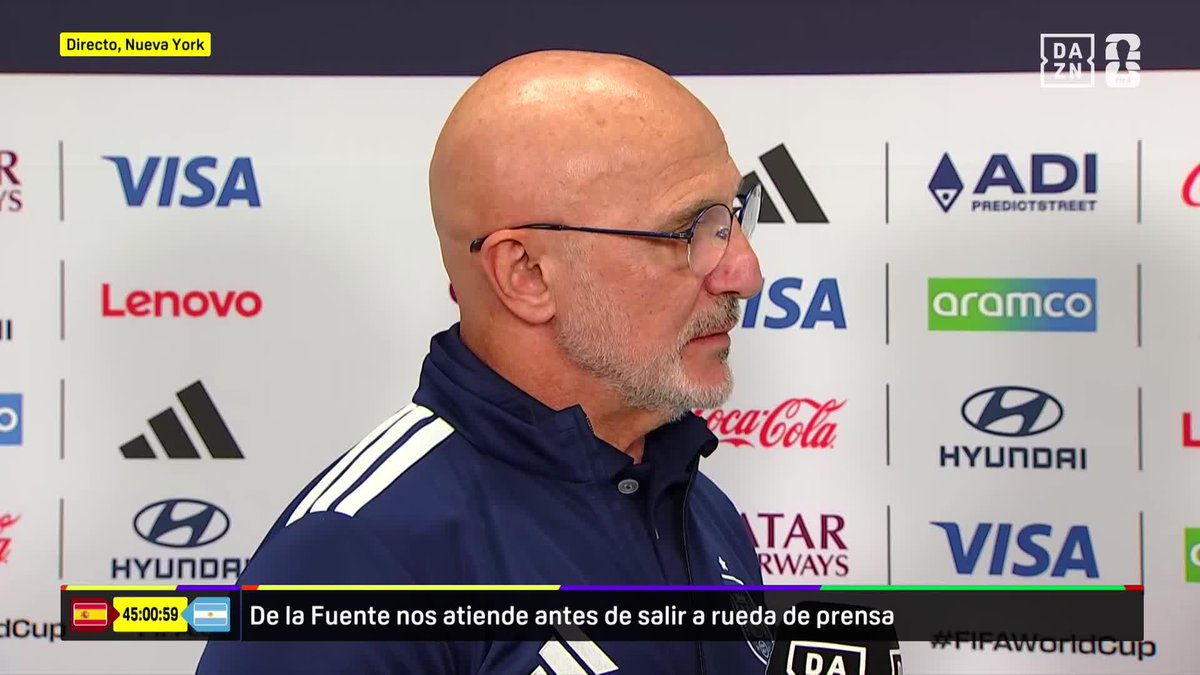 ¿El mejor equipo contra el mejor de la historia? 👀 Luis de la Fuente responde a la palabra de Pablo Pinto 🗣️🇪🇸 #DAZNMundial #FIFAWorldCup
