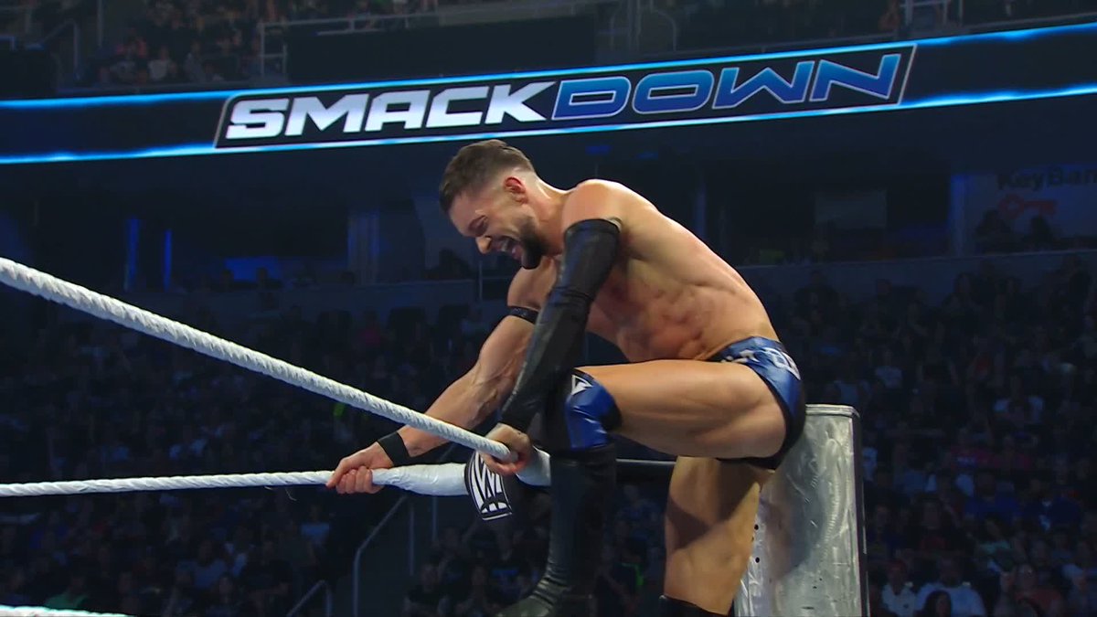 HOW did @finnbalor kick out after that big boot! 🫢