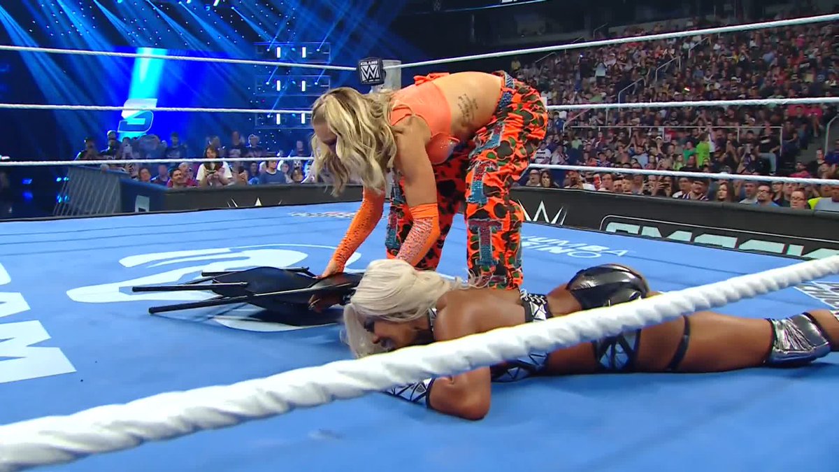 The Queen Charlotte Flair with some REVENGE on Jade Cargill! 👊