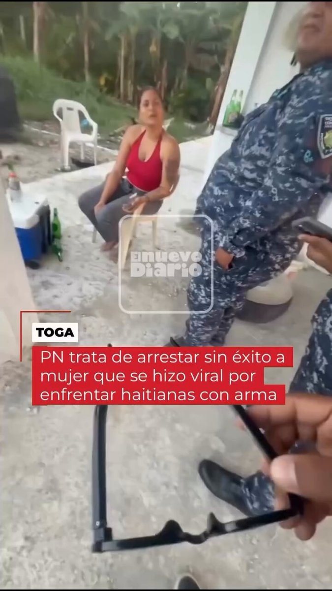 Felicito a esa mujer , firme y calmada hizo valer sus derechos . No hay orden de arresto ni flagrancia .