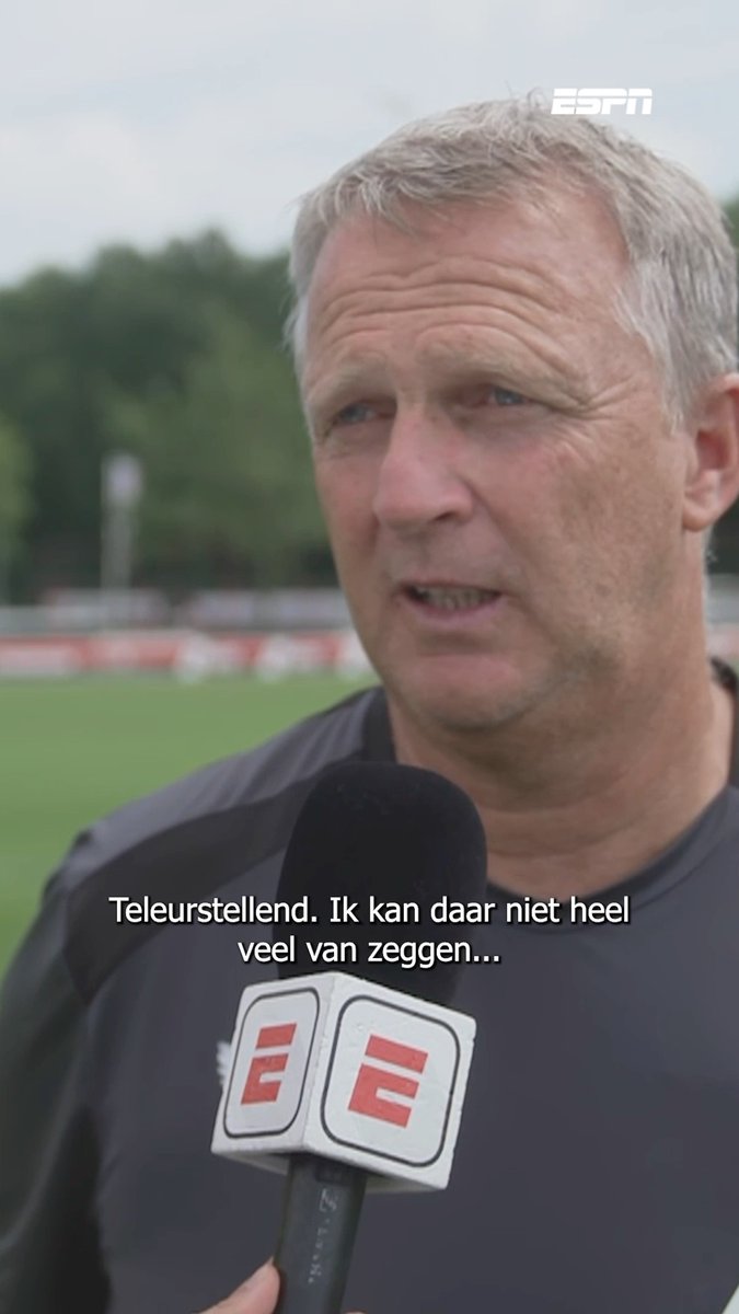🚨SITUASI HILGERS DI FC TWENTE 🚨 Pelatih FC Twente, John van den Brom secara terbuka mengungkap situasi mengejutkan terkait bek Timnas Indonesia, Mess Hilgers. 🗣️"Tidak, saya rasa tidak ada jalan kembali," tegas John van den Brom Kemana jadinya, Mees? 😭😭