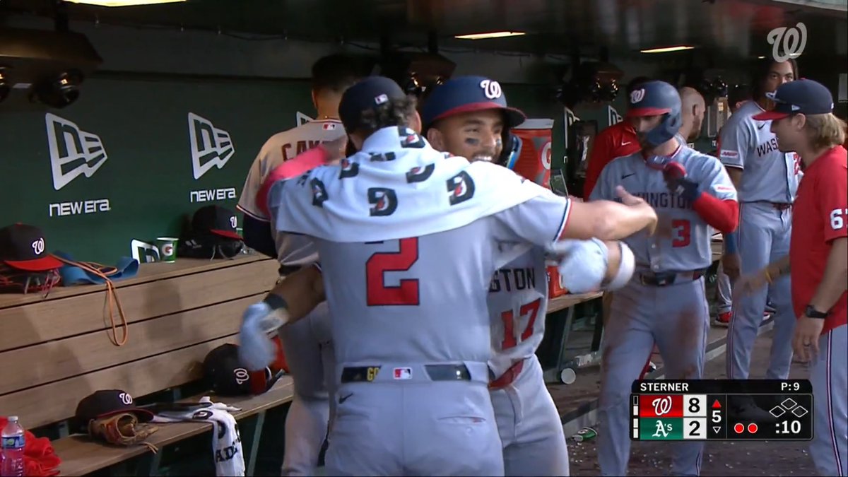 SIR HARRY FORD 1ST MLB HOME RUN ‼️