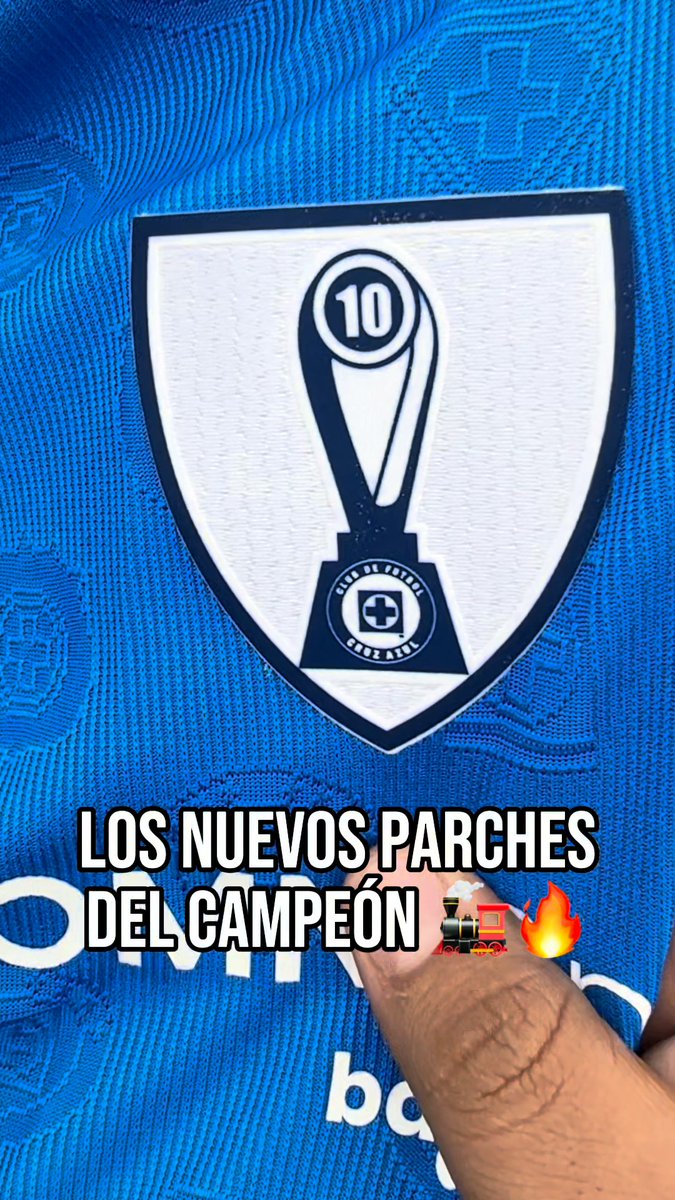 El parche que presumió hoy Cruz Azul 🔥 Y vaya que lo hicieron valer 🔝 🏆 El mejor equipo de la Temporada y el Campeón de la Liga MX