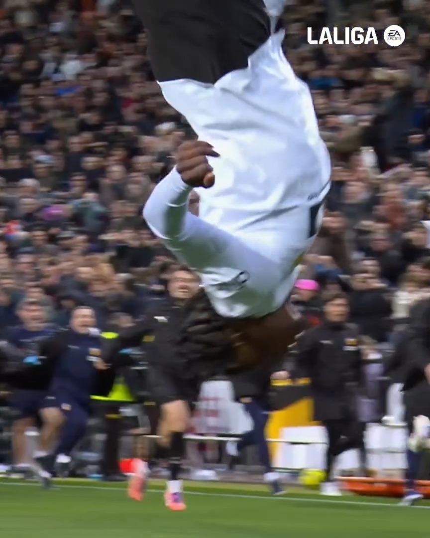 🤸♂️ Largie Ramazani 🤸♂️ LALIGAEASPORTS | LALIGAHighlights | Valencia CF