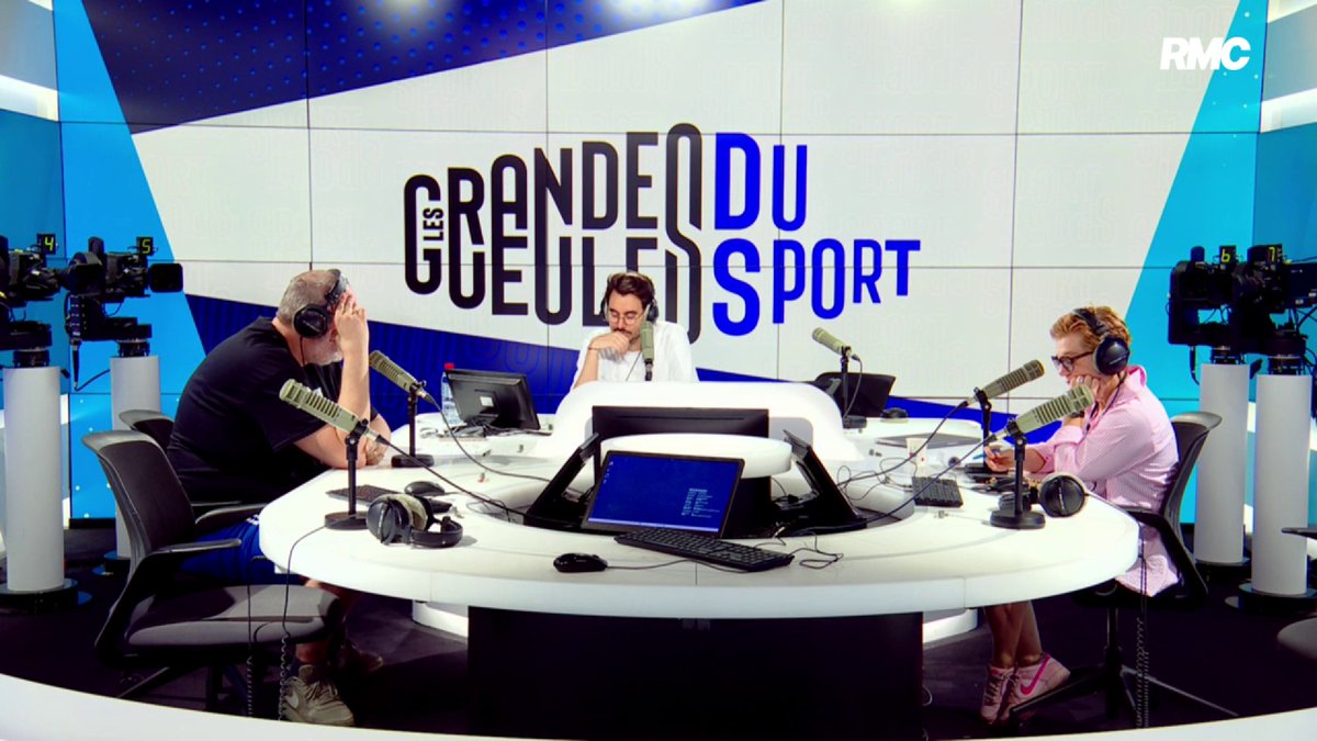 🗣💬"J'aurais aimé qu'il sorte par la grande porte pour avoir la sortie qu'il mérite. Il sera considéré comme le plus grand sélectionneur des Bleus mais je suis impatient de voir la suite" 🇫🇷 Di Meco rend hommage au mandat de Didier Deschamps à la tête des Bleus.