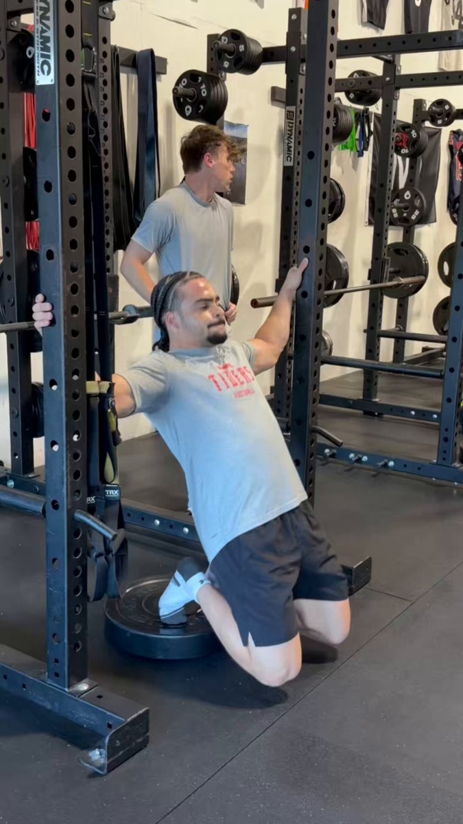 Sissy squats have become one of my favorite ways to build stronger knees. Slow on the way down, own the position, and let the quads do the work.