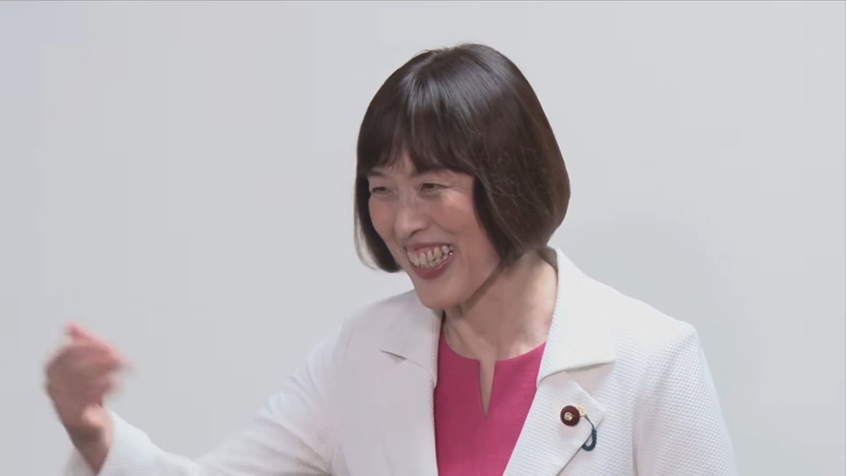 怖過ぎ・・・ 共産党の自画自賛に記者が吹き出す 田村「高市政権との対決で支持が拡がると実感している、高市首相と対照的な取り組みをやってる」 記者「ブッ(笑)」 田村「いま笑いが起きましたね、そちらで」 おそらく笑ったのは産経の奥原記者、粛清されると思う