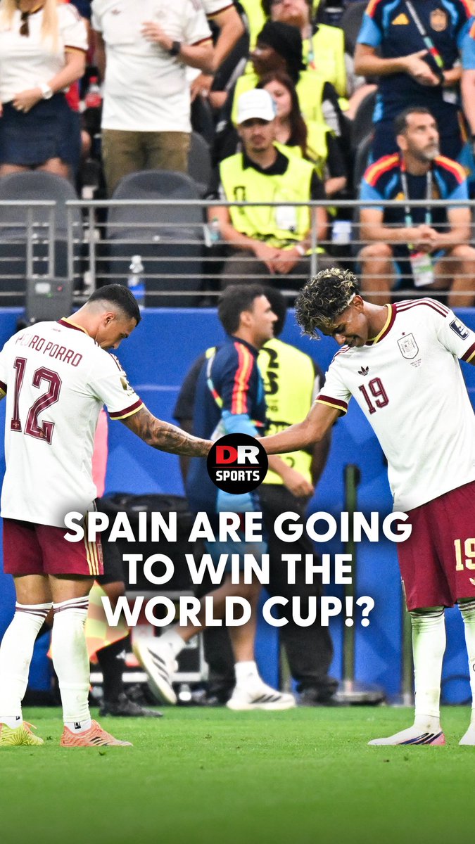 Robbie and Ex believe Spain are going to win the World Cup! 😯 #BestOfEnemies