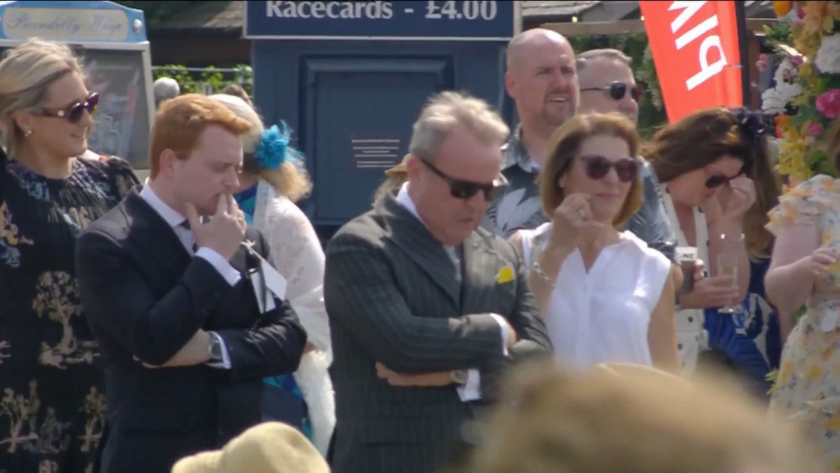 This is how Phil Cunningham reacted when the result of the photo finish was announced! 🎉