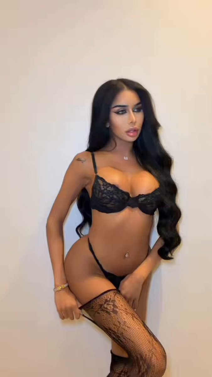 #ladyboy_saudi. ㅤ #ladyboy_riyadh. ㅤ #ladyboy_both_in_riyadh.ㅤ 🌟🌟🌟🌟🌟🌟🌟🌟