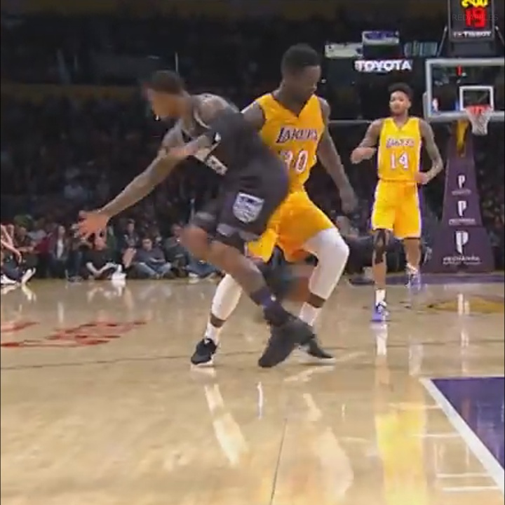 Semaj Lrae 🏁 Young Julius with the Lakers 👀