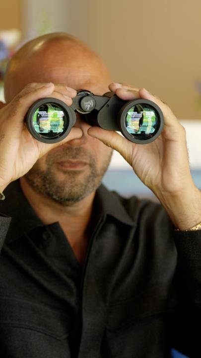 Derek Jeter is always watching out for incredible cardholder moments at #MLBAllStarWeek. Terms apply. See link for details: ™/© 2026 MLB.
