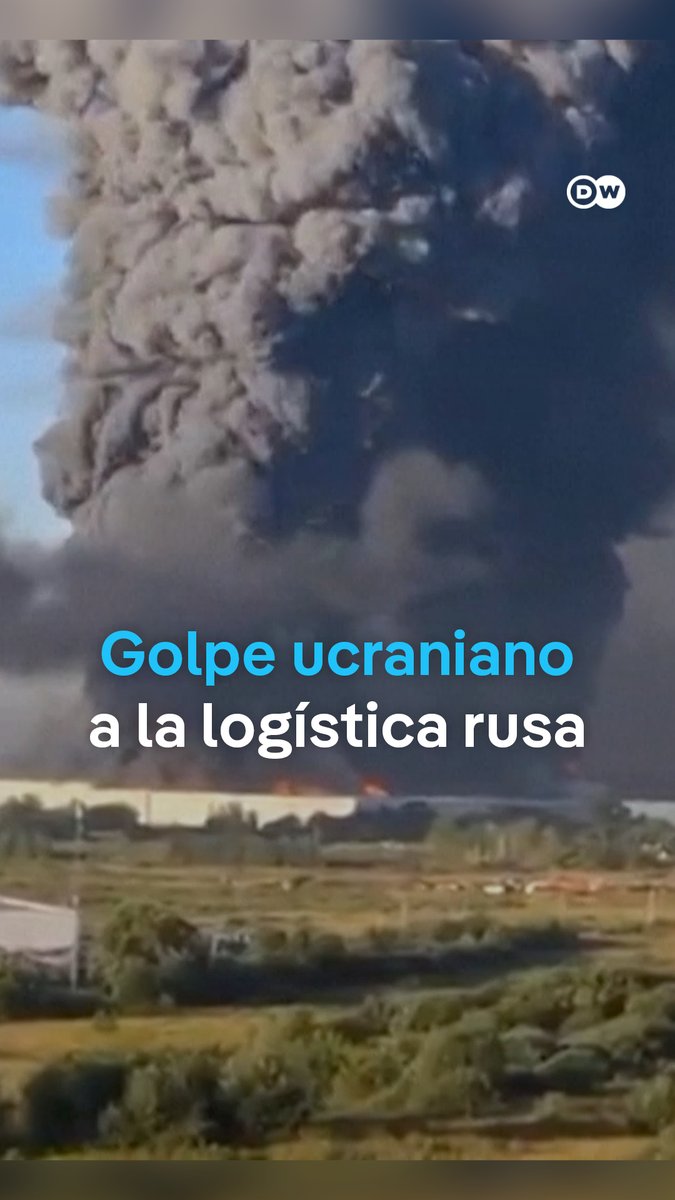 Ucrania ataca con drones dos grandes centros logísticos en la región de Moscú y deja al menos 8 muertos Los ataques alcanzaron instalaciones de Wildberries, la conocida plataforma de comercio electrónico rusa, en Elektrostal y Kotovsk, además de un depósito de petróleo cerca de Moscú. Kiev asegura que los centros estaban vinculados al suministro de componentes para drones rusos, mientras aumenta la ofensiva ucraniana contra objetivos estratégicos dentro de Rusia.