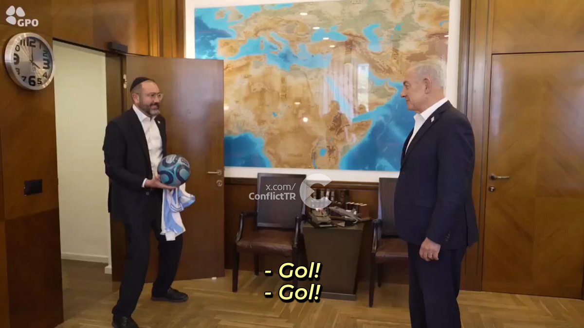 Netanyahu: "Arjantin'i birçok yönden destekliyoruz, yarınki maç da dahil. İsrail'in her dostunun Arjantin'i desteklemesi gerektiğini düşünüyorum çünkü Cumhurbaşkanı Milei, Arjantin'in bizimle olan ilişkilerinde bir devrim yarattı. Arjantin'i desteklediğimi gizlemiyorum. Sanırım çoğu İsrail vatandaşı da Arjantin'i destekliyor."