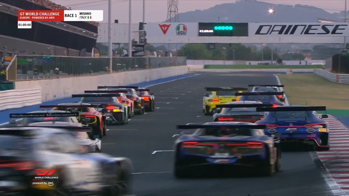 A wild start at Misano – Contact between multiple cars! 🤯 📺 #GTWorld