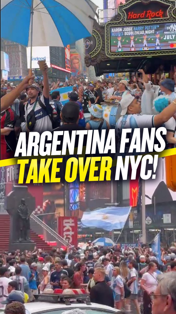 Argentina fans take over Times Square ahead of the #FIFAWorldCup Final! 🇦🇷