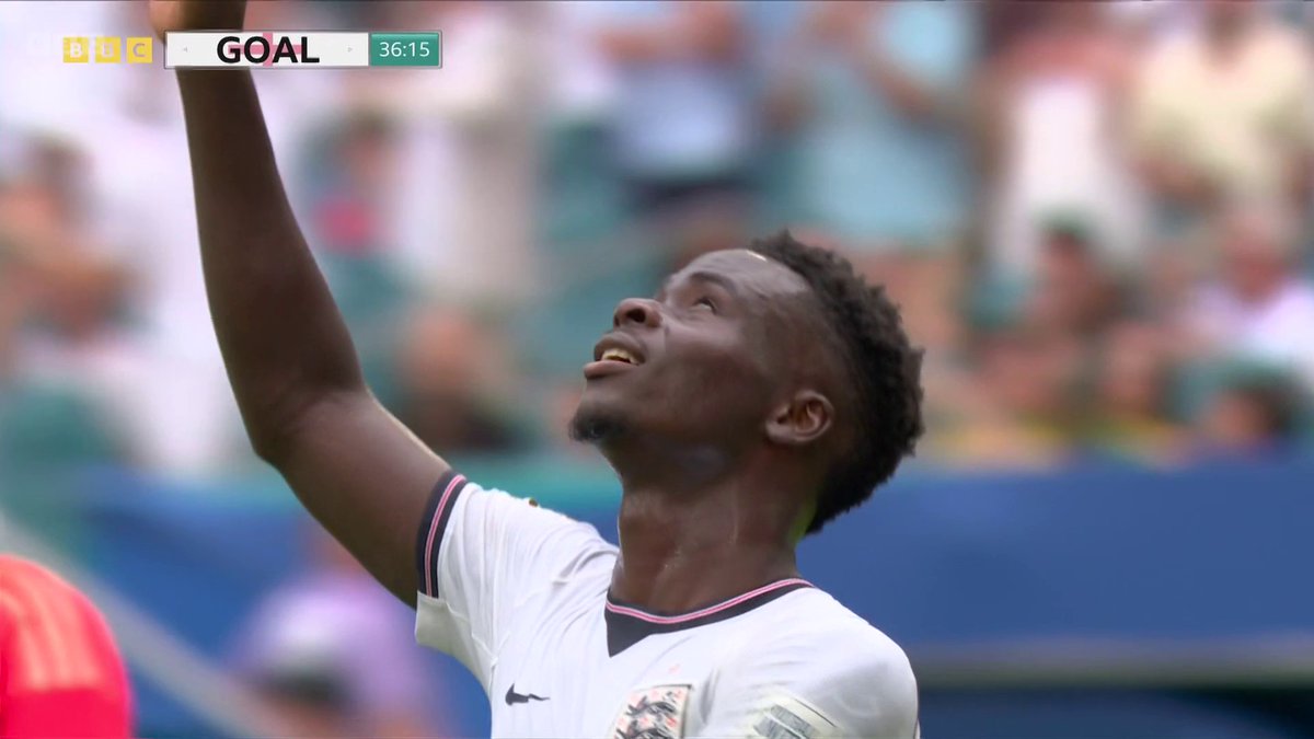 The Three Lions lead France by three goals! 🦁🔥 Bukayo Saka finishing off a quick England counter-attack ⚽