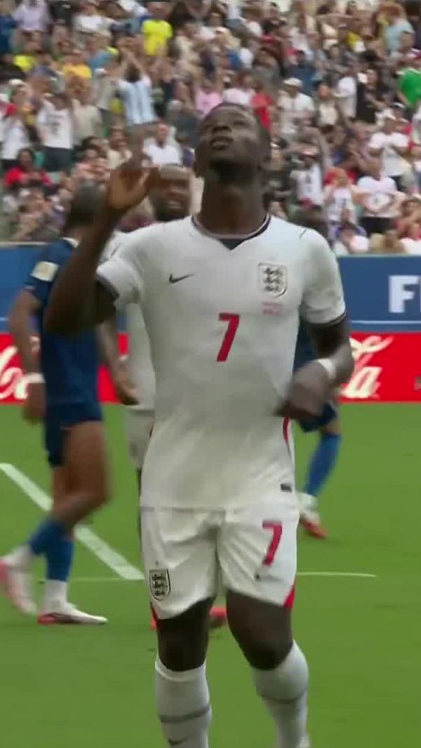 It's 𝐅𝐎𝐔𝐑 👀🏴󠁧󠁢󠁥󠁮󠁧󠁿 England are doing a demolition job on the French 🤯🔥 📺 Stream #FIFAWorldCup on DStv: