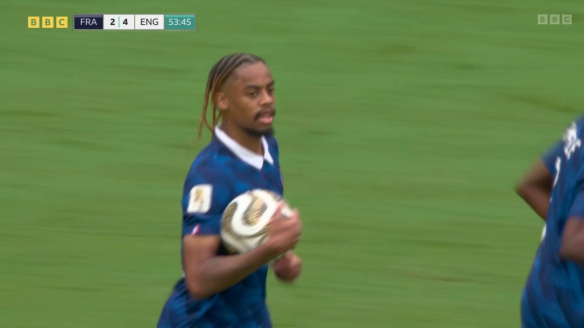 It's a second goal for France! 🇫🇷 Kylian Mbappe's long pass finds Bradley Barcola who fires home 🔥
