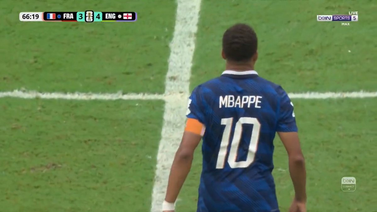 GOAL! HISTORY. Kylian Mbappé becomes the all-time leading goalscorer at the FIFA World Cup 👏 🇫🇷 France 3-4 England 🏴󠁧󠁢󠁥󠁮󠁧󠁿 #FIFAWorldCup | #France