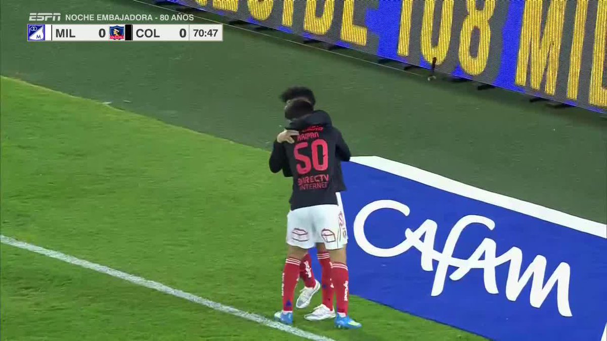¡APARECIÓ AQUINO Y LO GANA EL CACIQUE EN COLOMBIA! El volante de Colo Colo aprovechó un gran pase de Matías Fernández Cordero y puso el 1-0 para los Albos sobre Millonarios. 📺 Mira el amistoso internacional por ESPN en el Plan Premium de Disney+ Latinoamérica