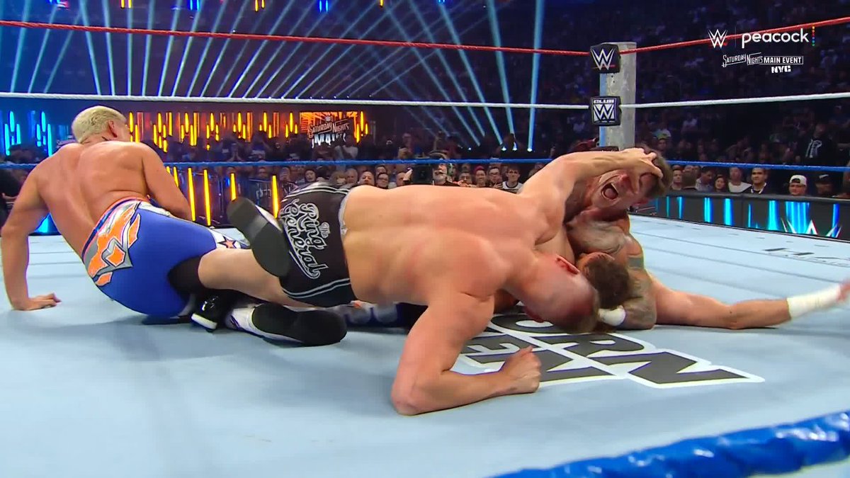Nearly a DOUBLE submission win for Cody Rhodes and player/coach!! 😱