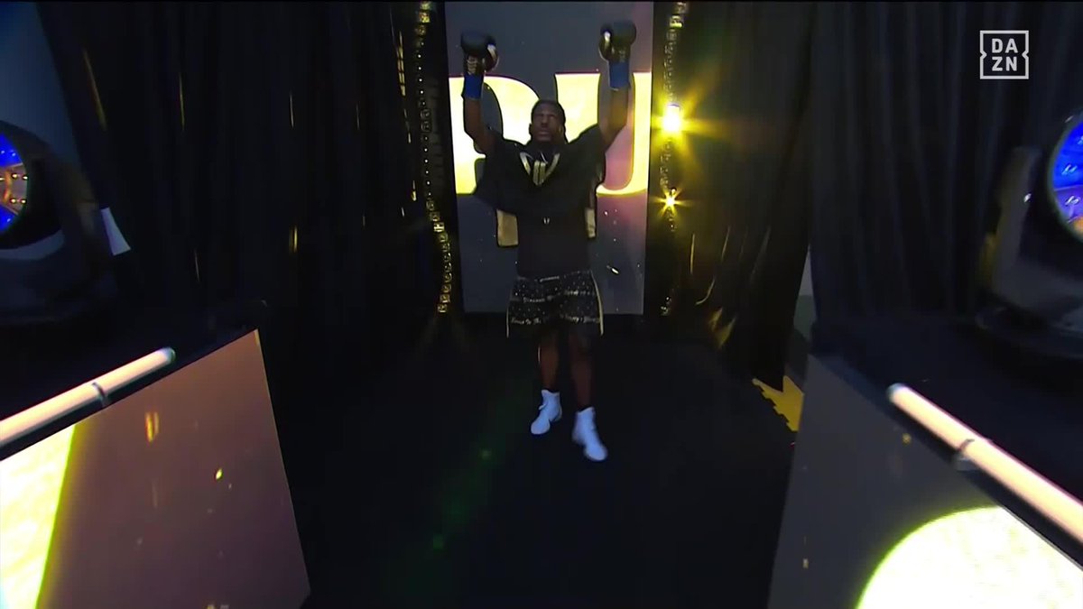 The return of Andy Cruz starts now! 🇨🇺 #PachecoAleem | Live NOW on DAZN ▪️