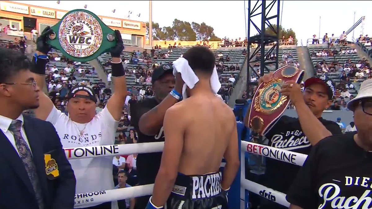 🚨 MAIN EVENT TIME 🚨 Diego Pacheco defends his WBC Silver &amp; WBO International Super Middleweight Titles over 12 rounds against The Chosen One Immanuwel Aleem ⚔️ #PachecoAleem live on DAZN Boxing now!