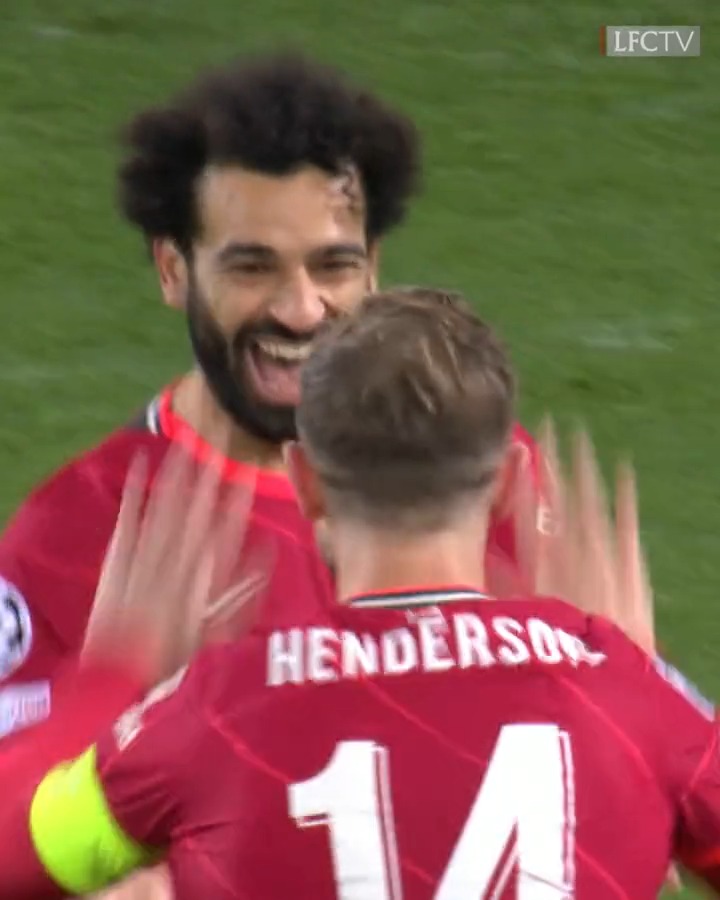 صلاح حرفيًا قتل مدافع بورتو بتلك التمويهـة في التسديدة 😭⚽